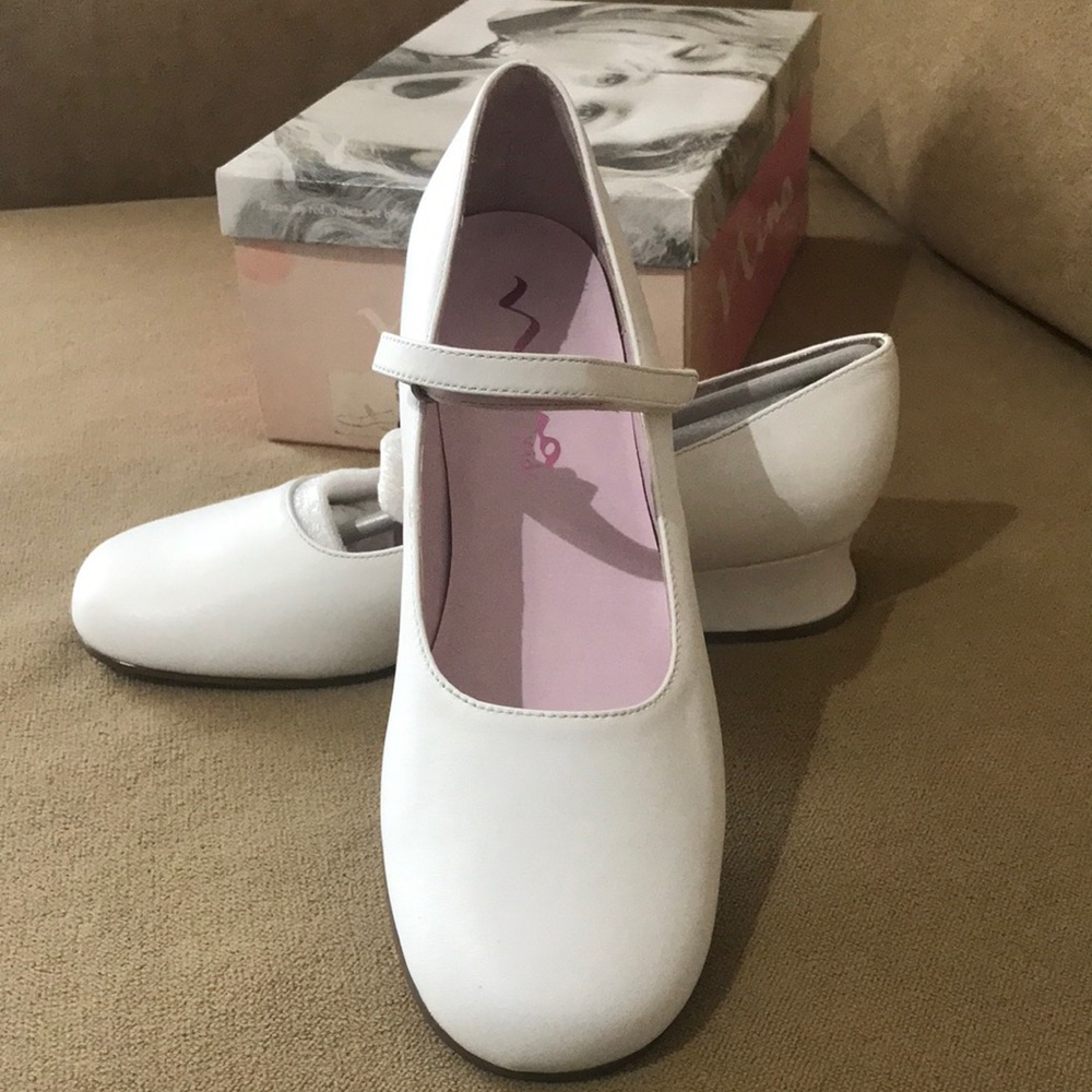 Nina, Mary Jane, white leather 4W